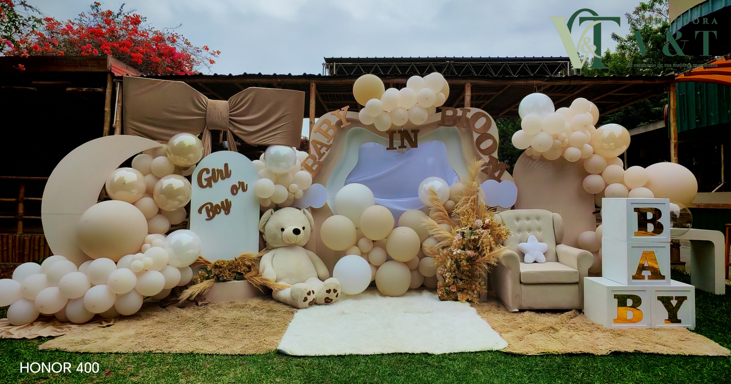Backing Personalizado "Baby in Bloom"- beige and brown color